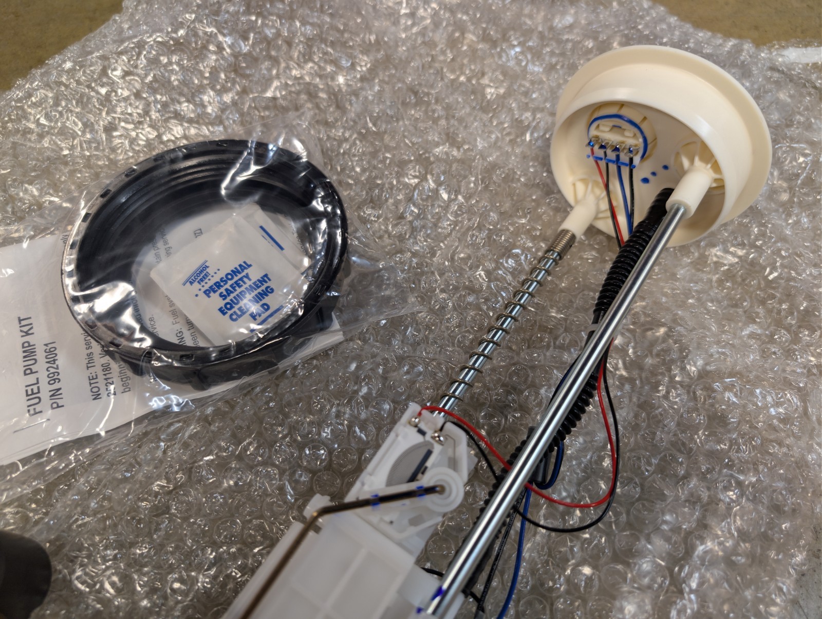 2208595 Fuel Pump Brand New OEM Original Polaris Fuel Pump