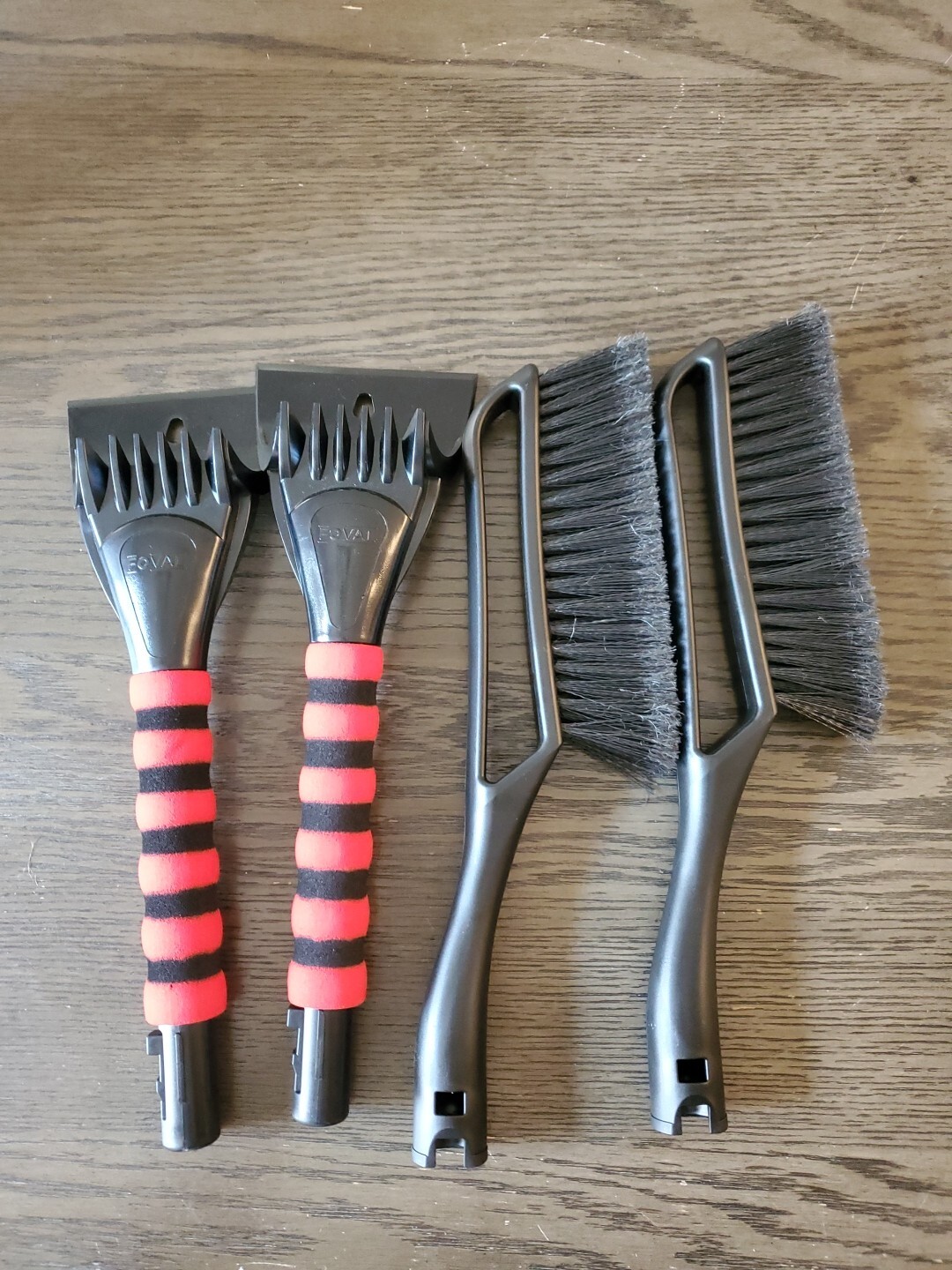 2X Multiple Purpose Foval Detachable Brush & Snow Scraper with Foam Grip.