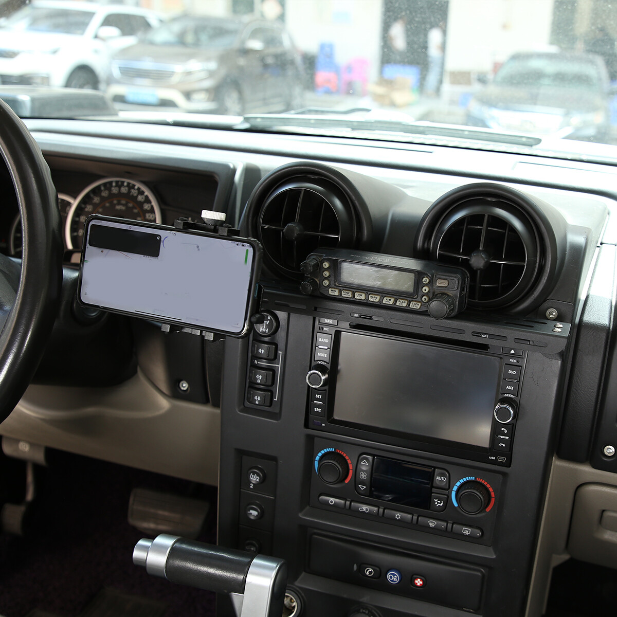 Carbon Steel Central Control Mobile Bracket Phone Holder For Hummer H2 2003-2007
