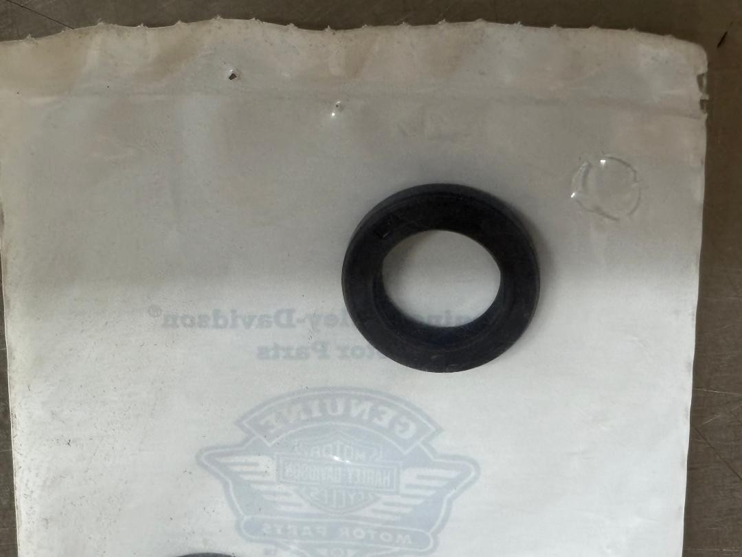oem single Harley Davidson sportster xl shifter shaft oil seal