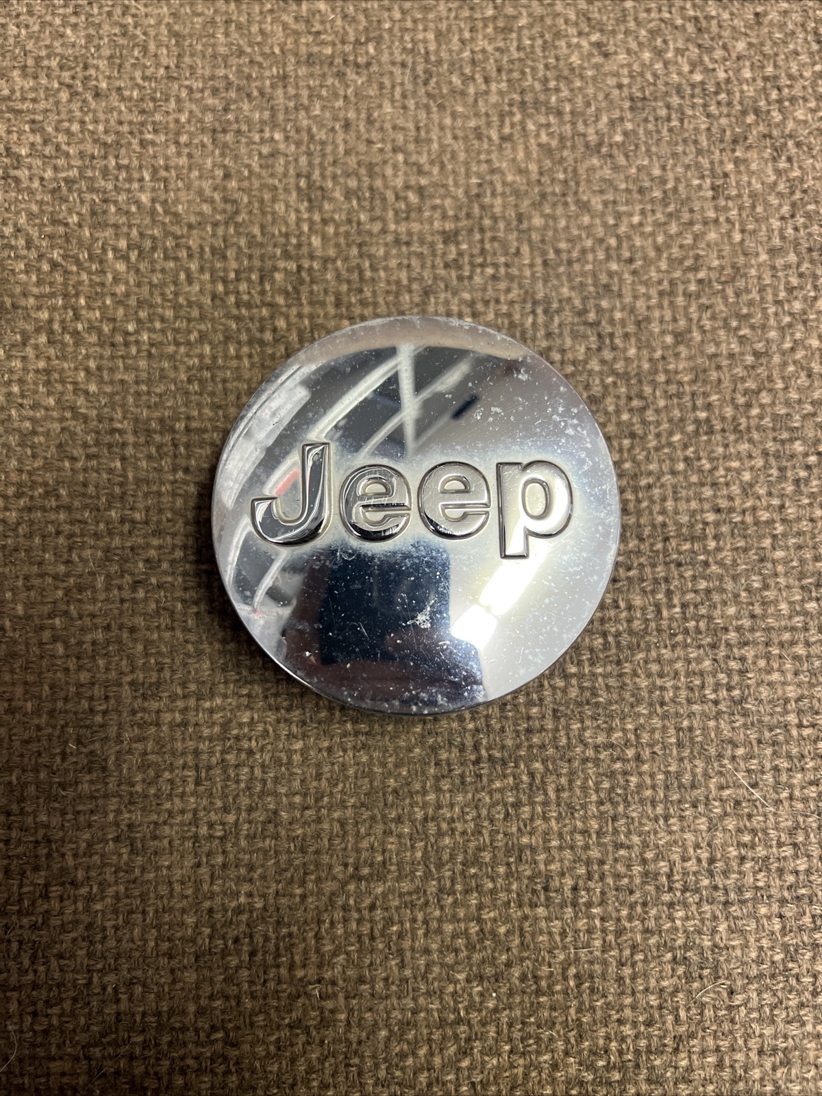 CENTER CAP JEEP 2.5″ GRAND CHEROKEE, WRANLER 2008-2020 OEM CHROME 1LB77TRMAC