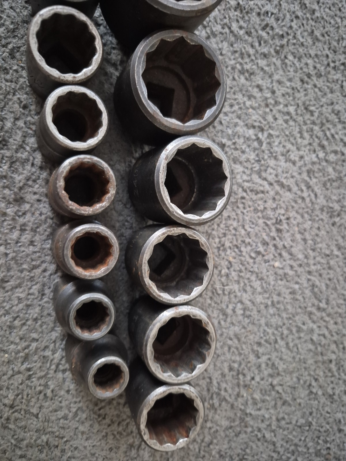 MAC Tools 1/2″ Drive 13 Pc 12 Pt Impact Socket Set VP- SERIES MM (A)