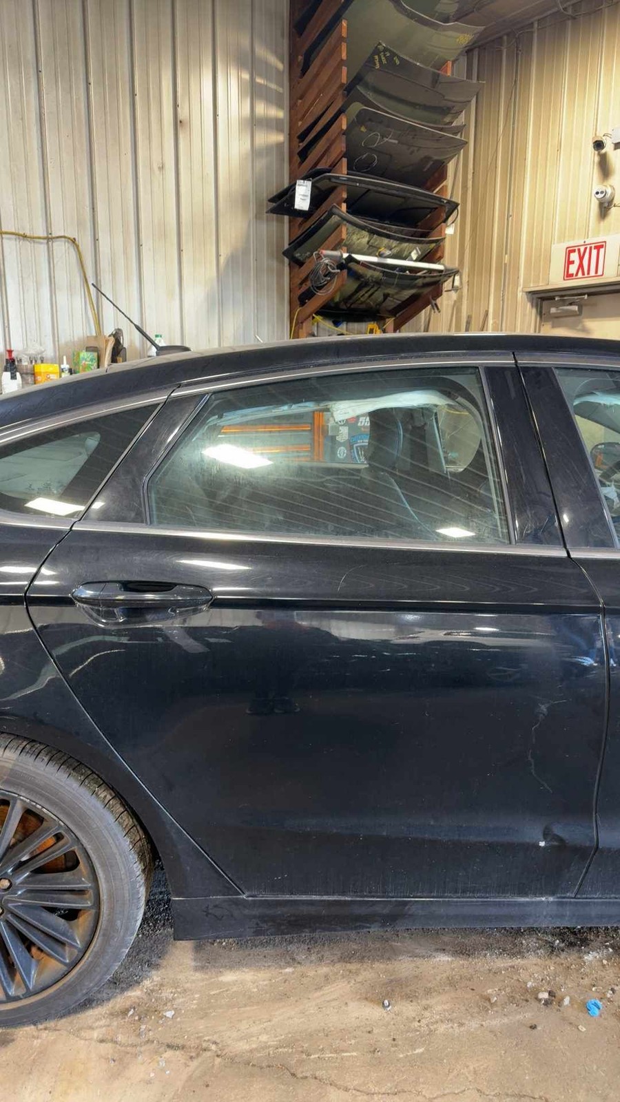 Used Rear Right Door Assembly Rear Side fits: 2016 Ford Fusion Rear Right Grade