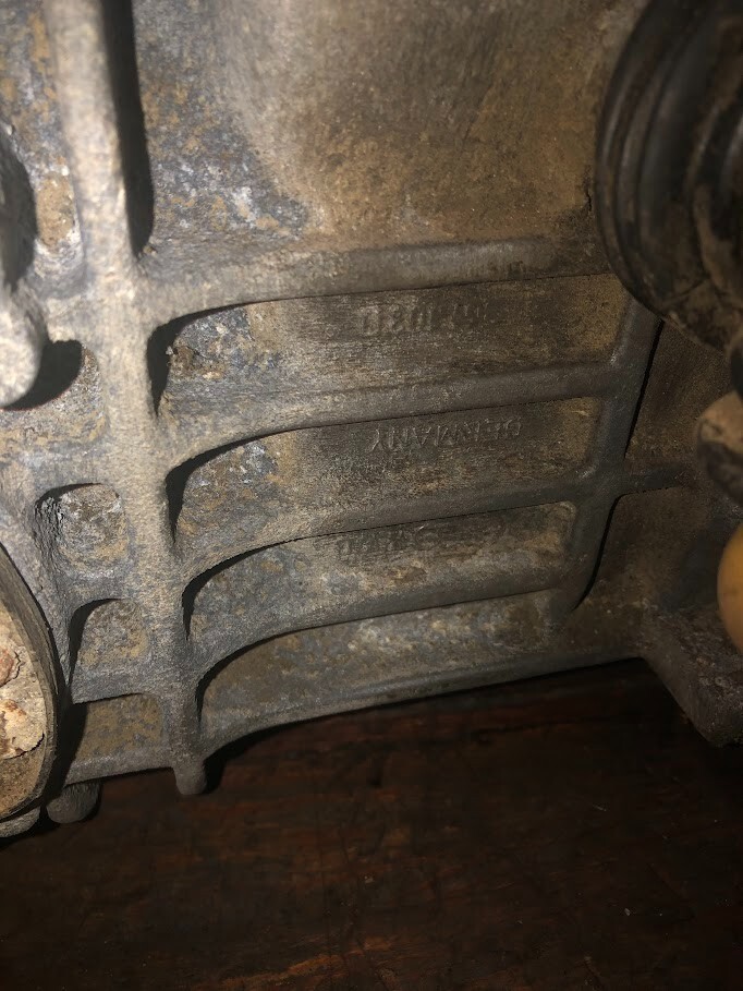 VW Vanagon manual Transmission guaranteed 6 months # 091 301 211C