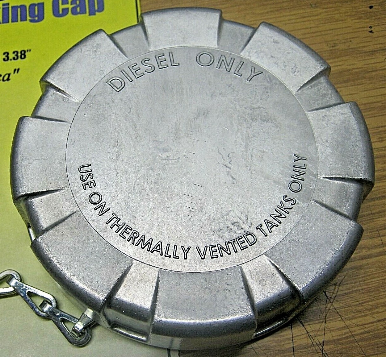 BRAND NEW 3.5″ KENWORTH SOLID NON-LOCKING FUEL CAP