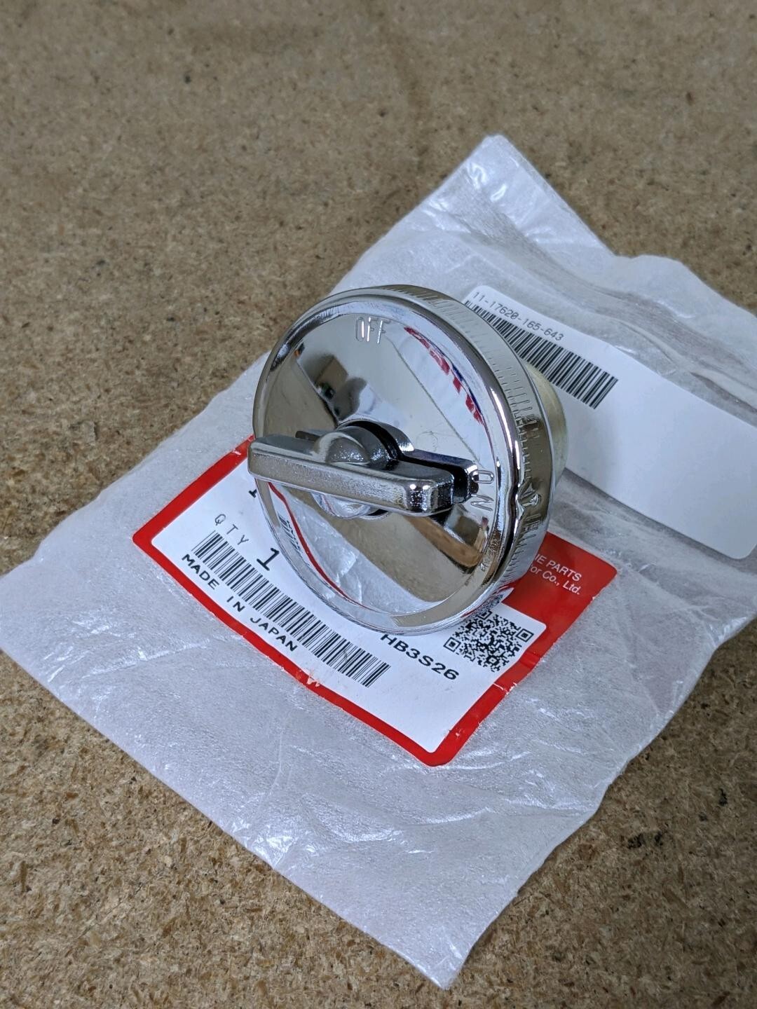 New OEM Honda Gas Cap Z50 CT70 NC50 NA50 ATC70 TRX70 ATC110 ATC185S ATC200