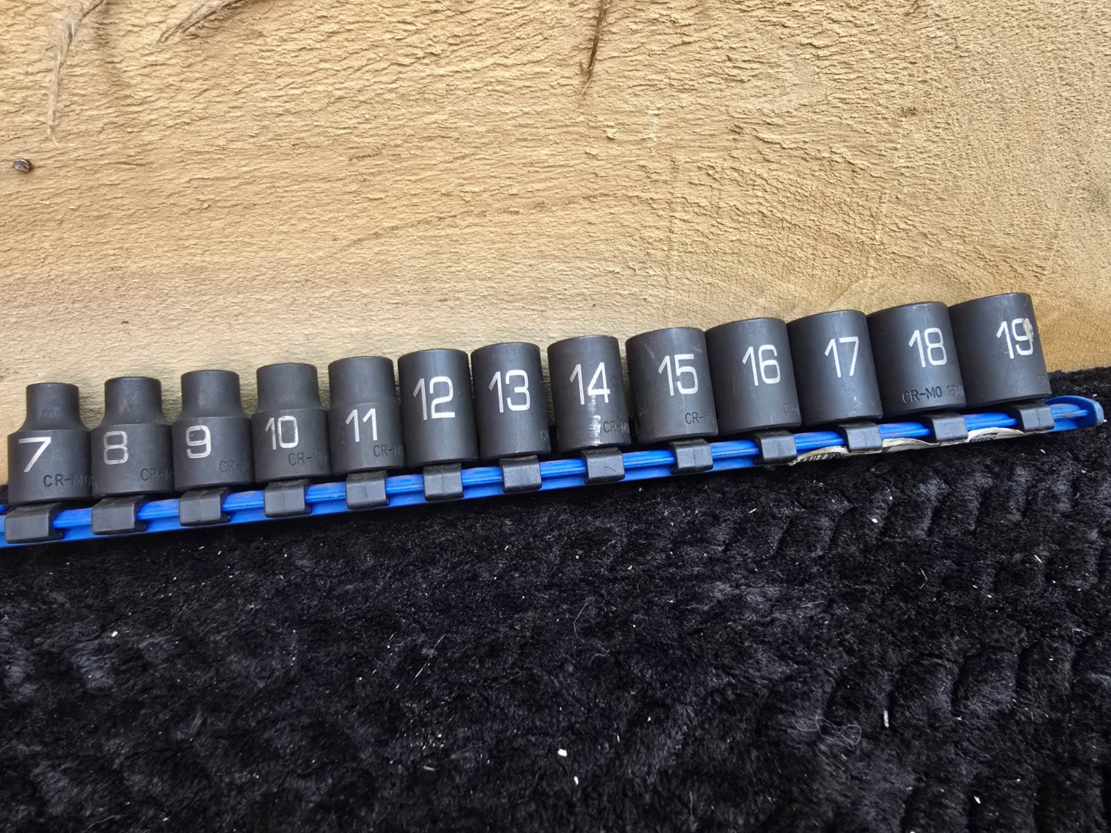Matco Tools Adv SBPM132V 7-19mm 3/8″ Drive Shallow 12-Point Impact Socket Set