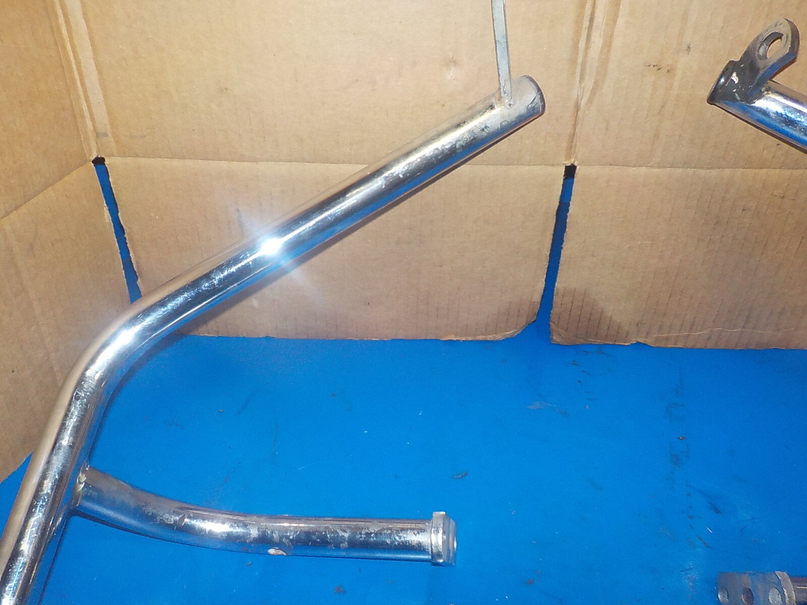 HONDA GL 1000 CRASH BARS ( DAMAGE AS SHOWN IN PICTURES ) USED (C.C)