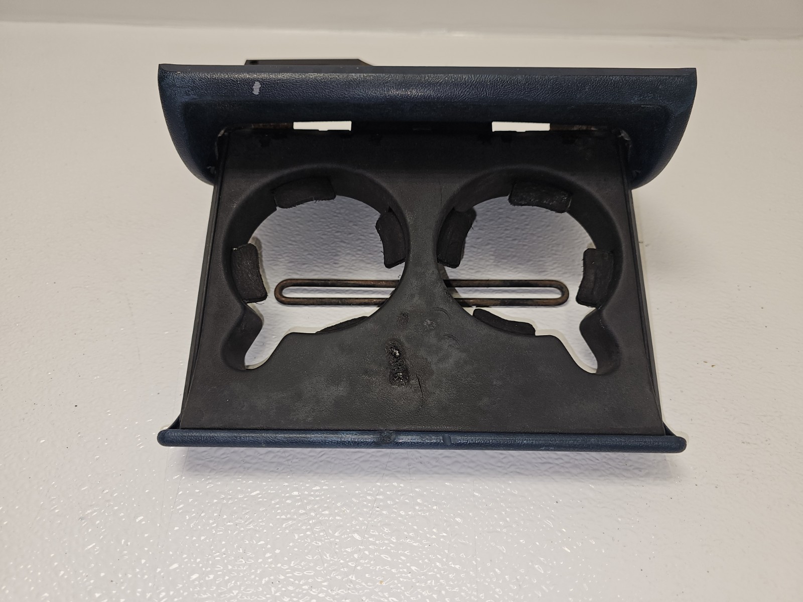 88-94 Chevy Silverado GMC 1500 Pull Out Dash Cup Holder Truck BLUE ( READ DISE)