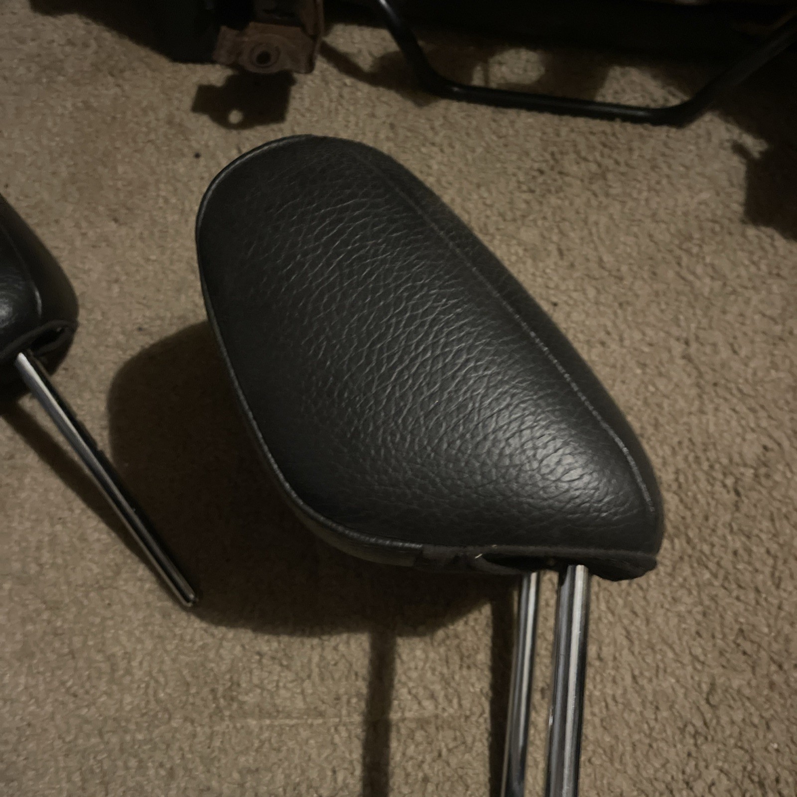 10-14 Mustang Black Leather LF Left RF Right Front Headrest Set Pair OE Factory
