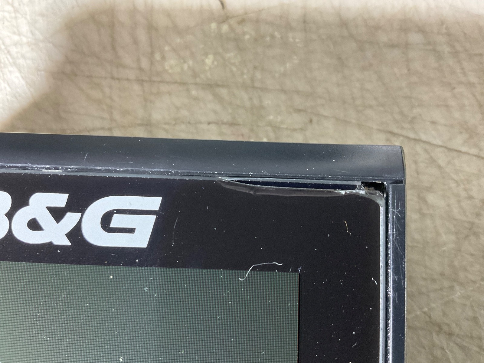 B&G Triton2 wired wind package Display & ZG100 ext GPS antenna