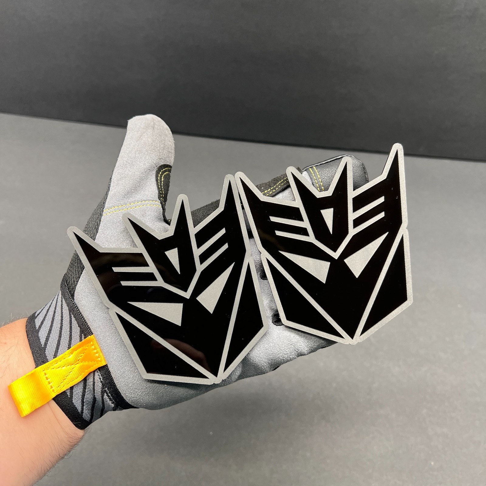 2x Decepticon Transformer Mask ENGRAVED Car Fender Badge Emblem MULTICOLOR Decal
