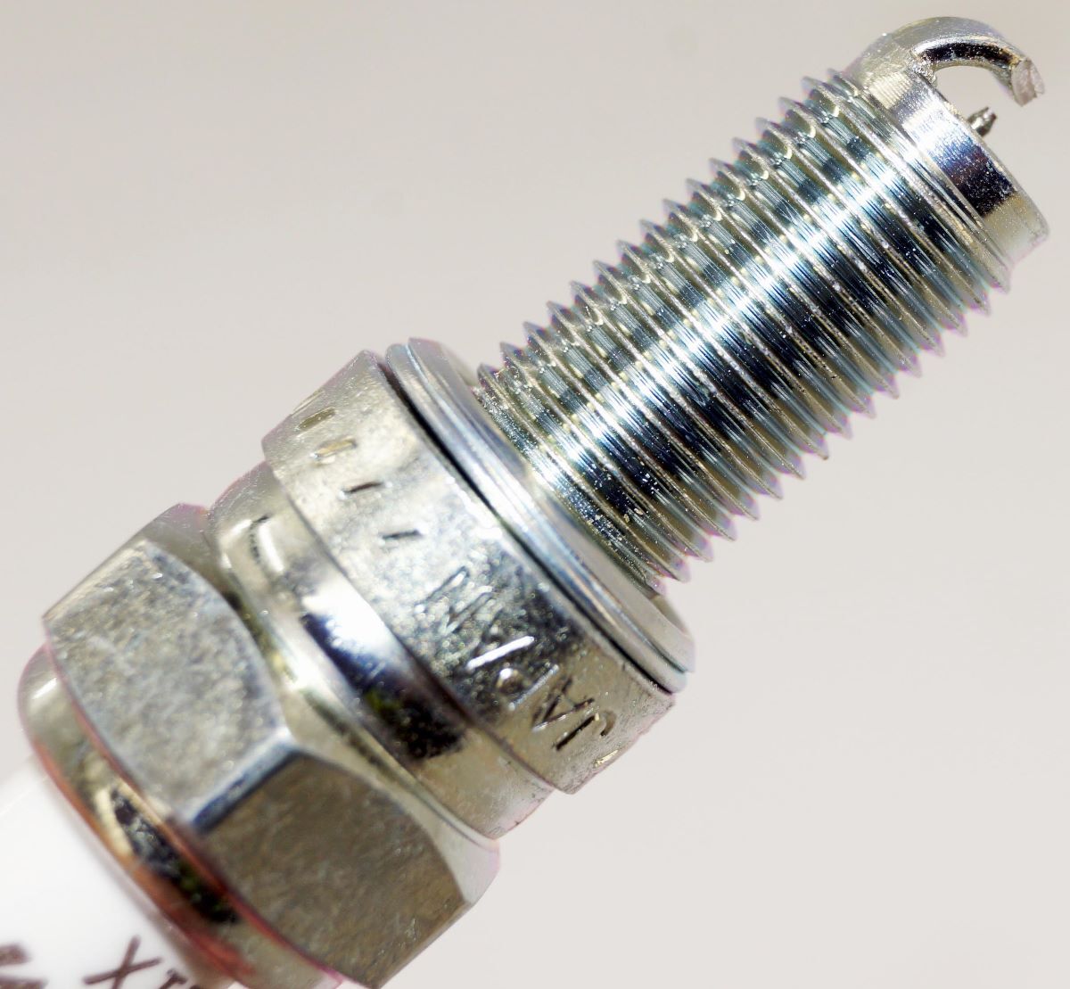 2 Pack Genuine Authentic NGK 7385 Iridium IX Spark Plugs CR7EIX Removable Tip