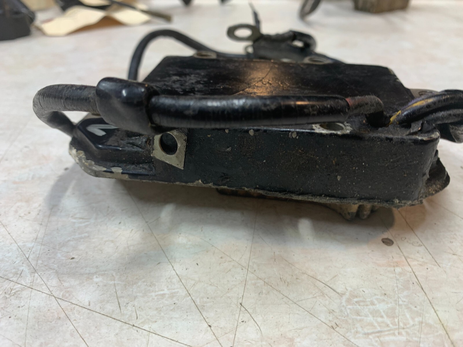 *90 Day Warranty* Johnson Evinrude Regulator &Rectifier Assembly 395204 583268