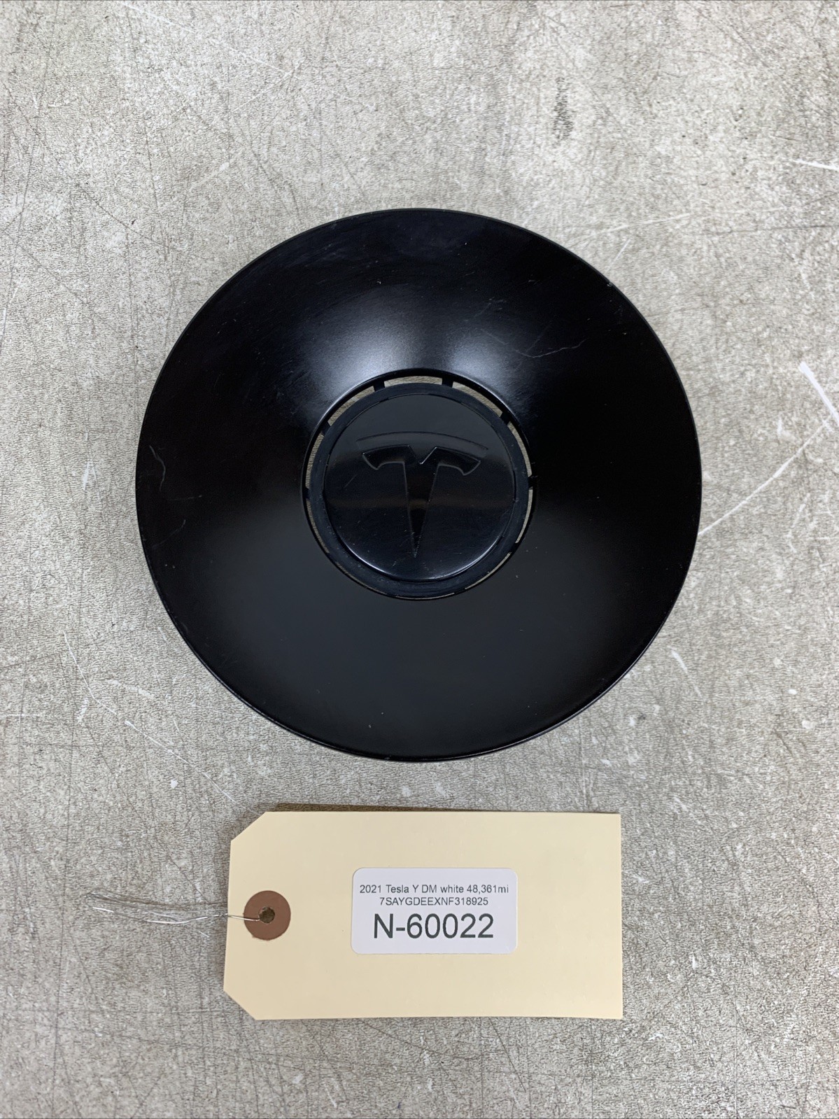 TESLA MODEL Y OEM WHEEL CENTER CAP MATTE BLACK 1188233-00-A 60022 B98