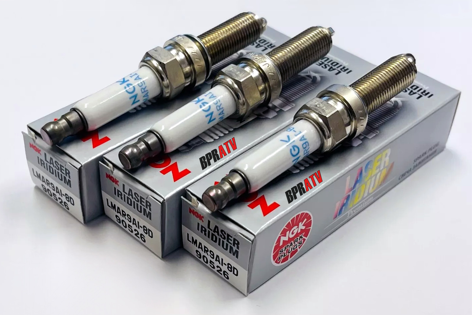 Set Of 3 NGK Iridium Spark Plugs LMAR9AI-8D Can Am Maverick X3 X-3 Head Fix Kit