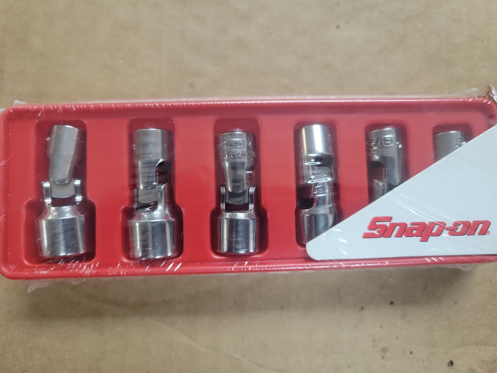 Snap-on 1/4″ DRIVE 12 Point SAE Shallow Universal Swivel Socket Set 106TMUA