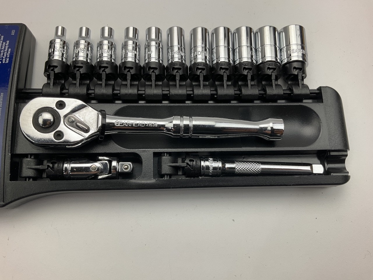 Gearhead GH4254 1/4″ SAE Drive Socket & Ratchet Handle Set, 14-Piece