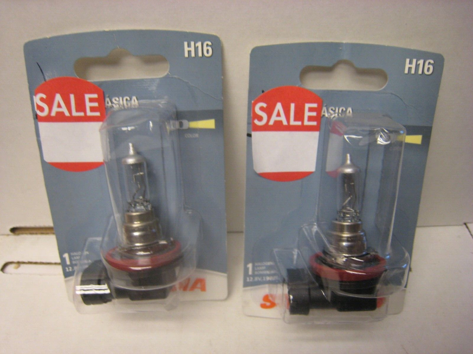 2 yes 2 Sylvania Basic H16 19W Bulbs 1000 hrs GERMANY 19Watts