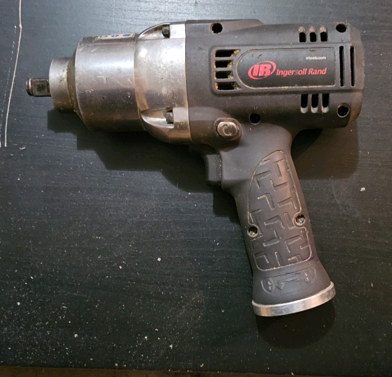 Ingersoll Rand W360 19.2V Lithium-Ion 1/2″ Cordless Impact Wrench