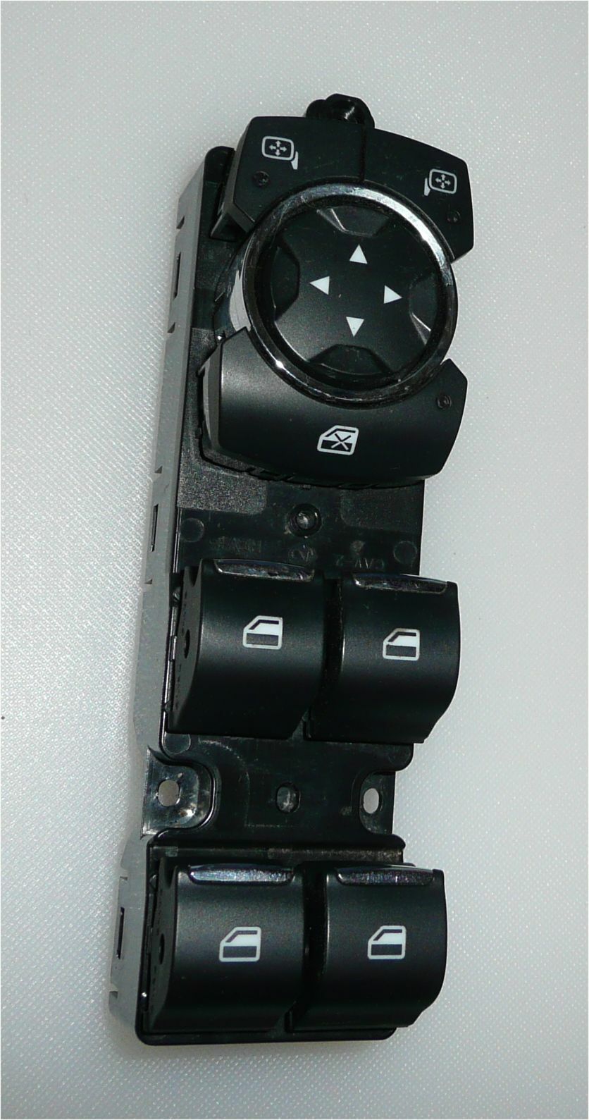 2013 – 2020 Ford Fusion OEM Master Power Window Switch PN: DG9T-14540-ABW