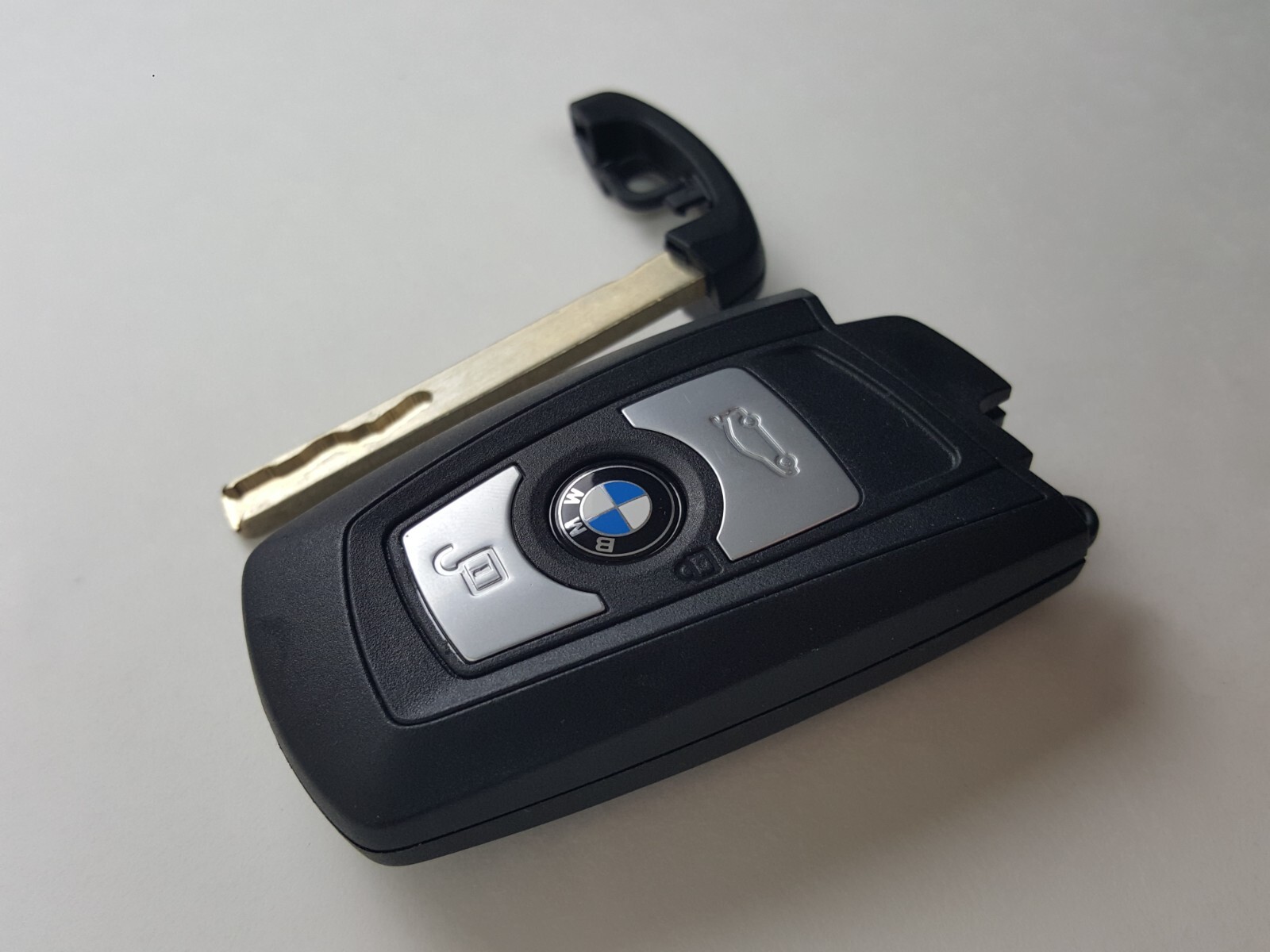 FOR PARTS ONLY ORIGINAL BMW OEM SMART KEY LESS REMOTE FOB 3-BUTTON 434MHz CAR US