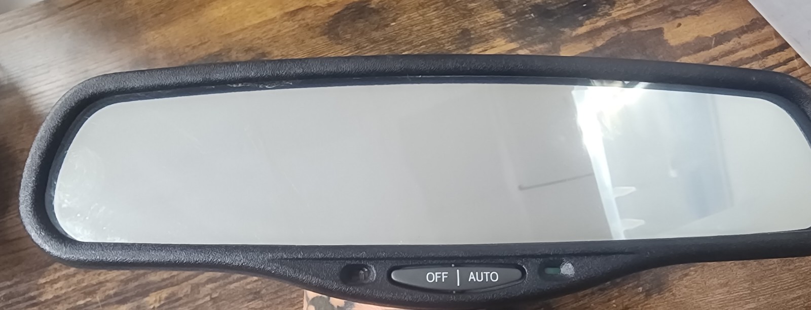 2003-2010 Dodge Ram 1500 2500 3500 Rear View Mirror Auto Dimming OEM 04805572AA