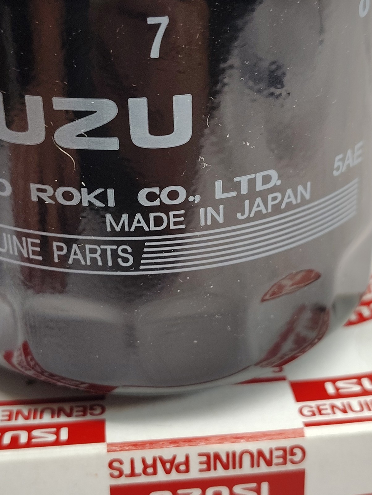 Isuzu Oil Filter for 3LA1, 3LB1, 4LB1, 4LC1, and 4LE1 engines 8944567412