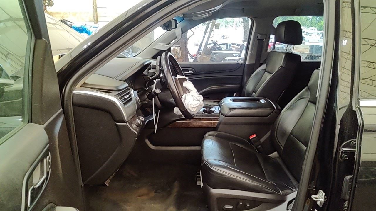 (LOCAL PICKUP ONLY) Passenger Quarter Glass Fits 15-20 ESCALADE ESV 7215713