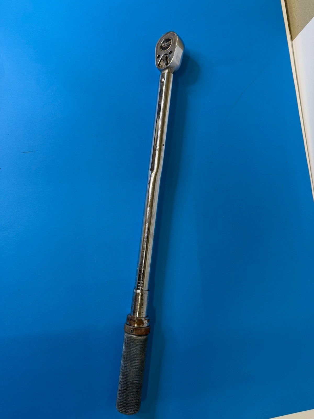 Snap on 1/2″ Drive QJR-3200A Ratcheting Click Torque Wrench 30-200 ft lb