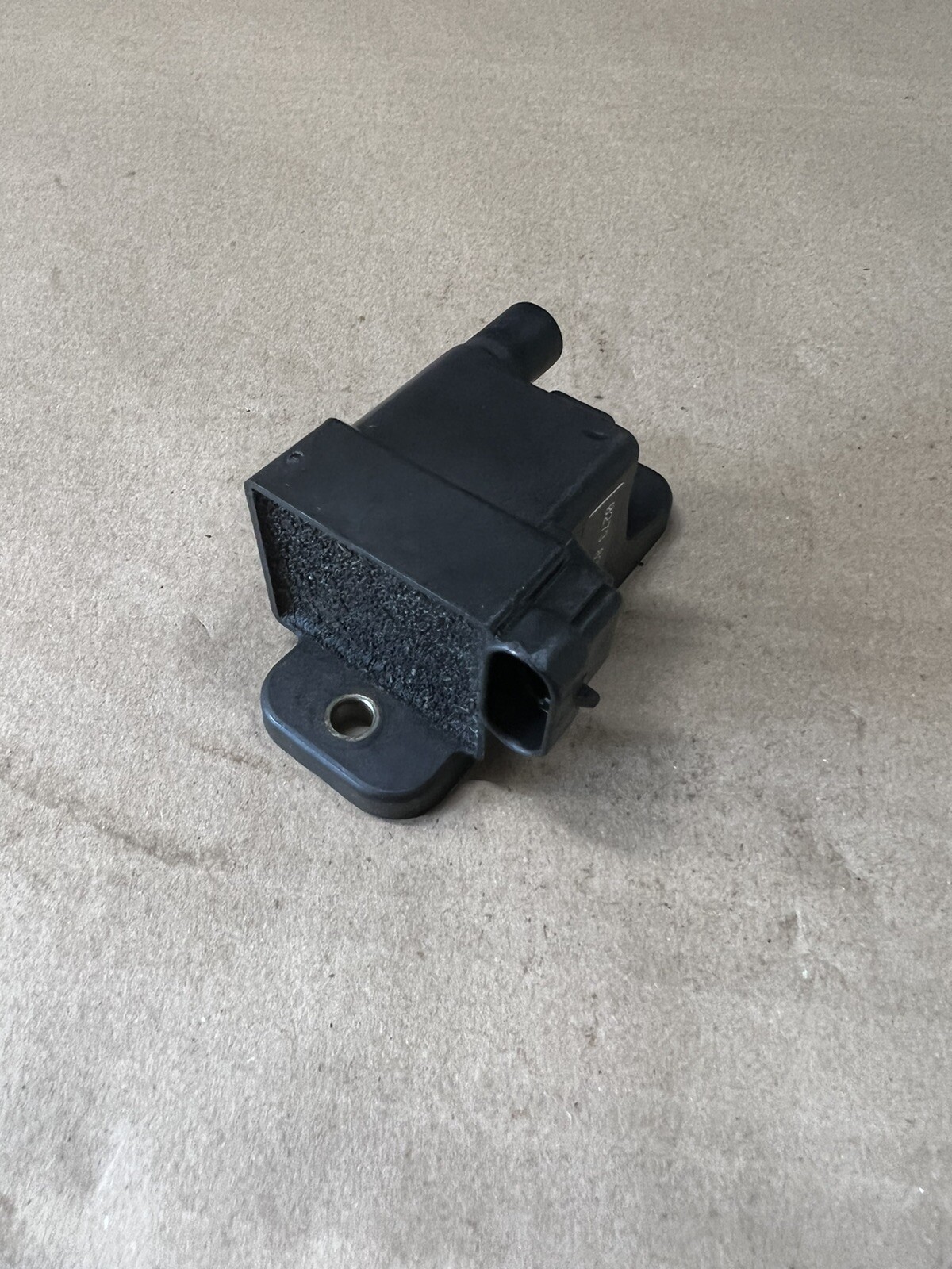 *90 DAY WARRANTY* OEM MERCURY CDM / IGNITION COIL PN# 827509A7 (B-12)