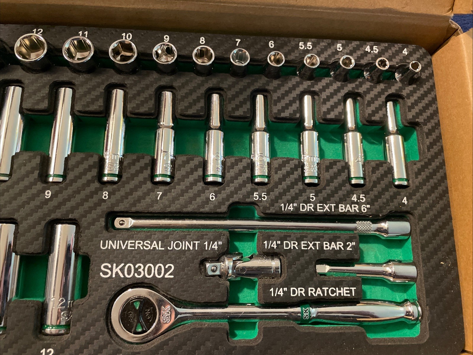 1/4″ Drive Socket Set with 160-P Ratchet, 30-Piece, Metric, SuperKrome Finish