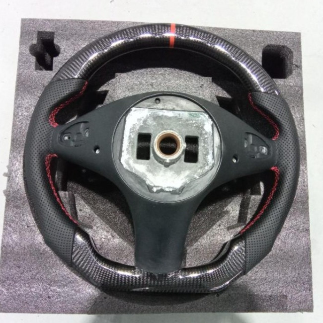 Customized Carbon Fiber Steering Wheel For 08+ Mercedes-benz AMG W204 C300 C350