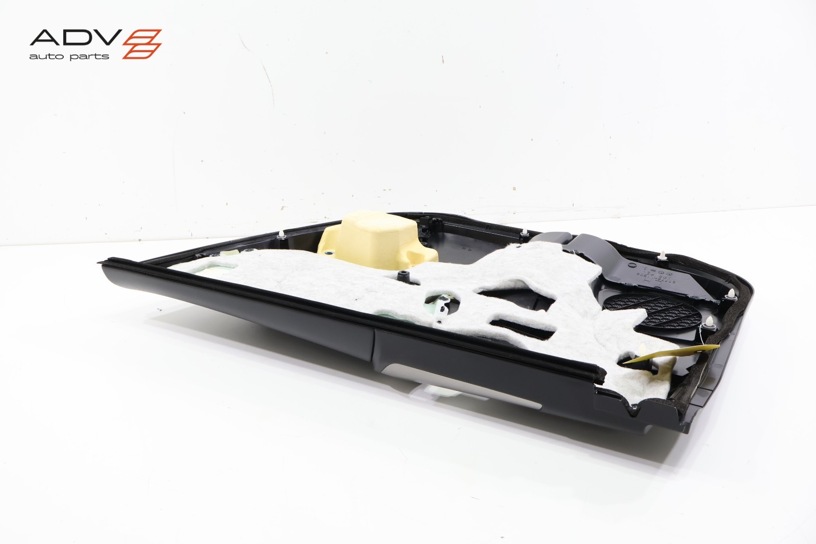 2017 – 2018 TOYOTA RAV4 FRONT LEFT DRIVER INTERIOR DOOR PANEL TRIM COVER OEM
