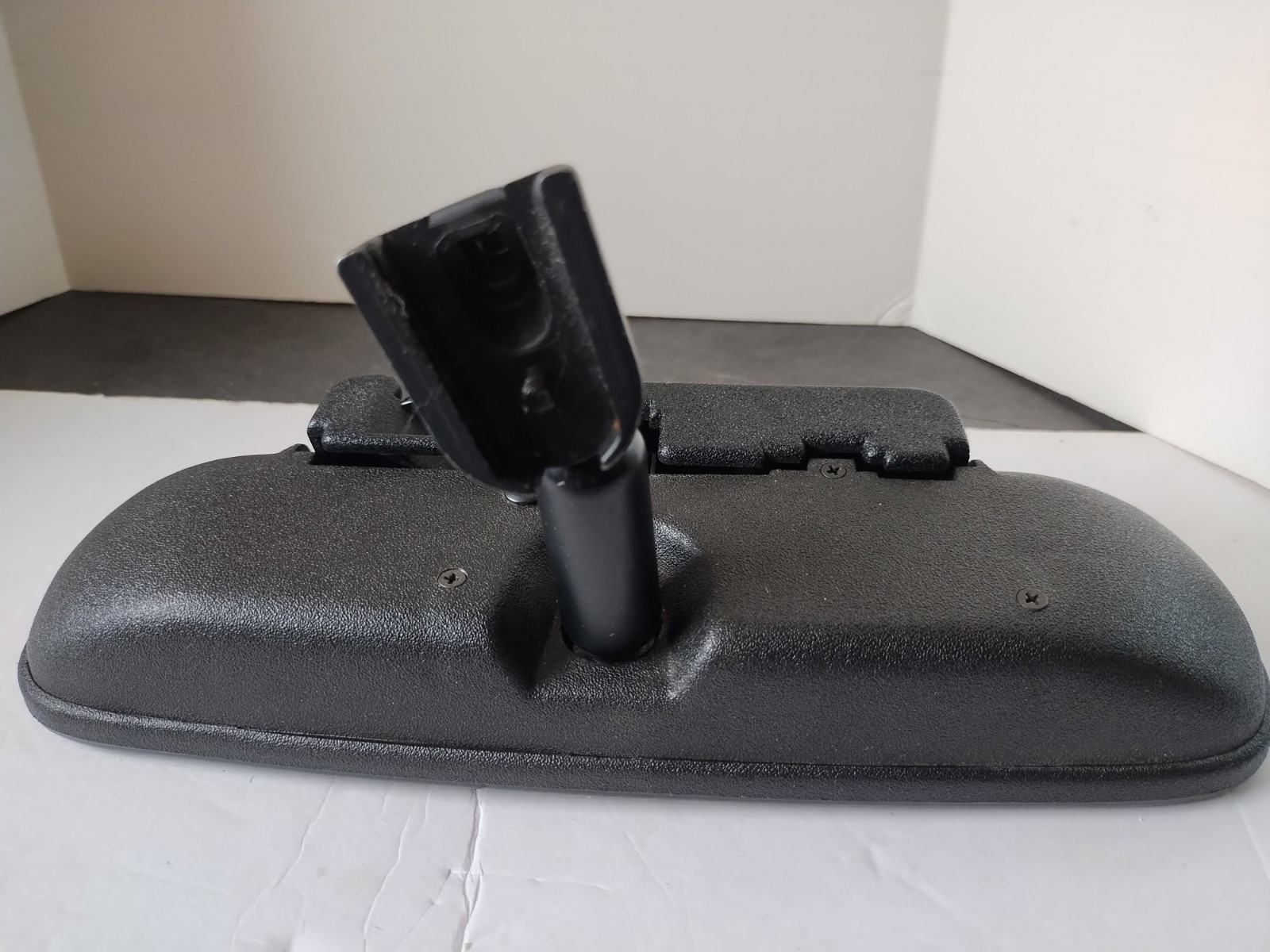 Auto Rear View Mirror w/3-Prong Plug-in Distance Adjust, Off/Auto Dimmer 9 3/4″