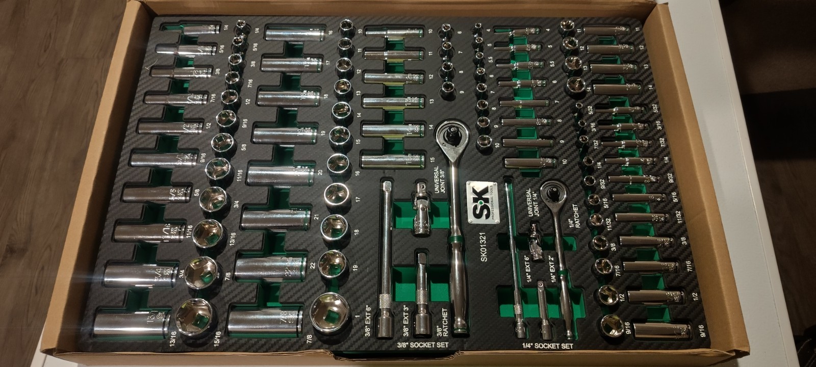 SK 105pc 1/4 & 3/8 Drive Metric/SAE Set Storage Tray SK Professional Tools NEW