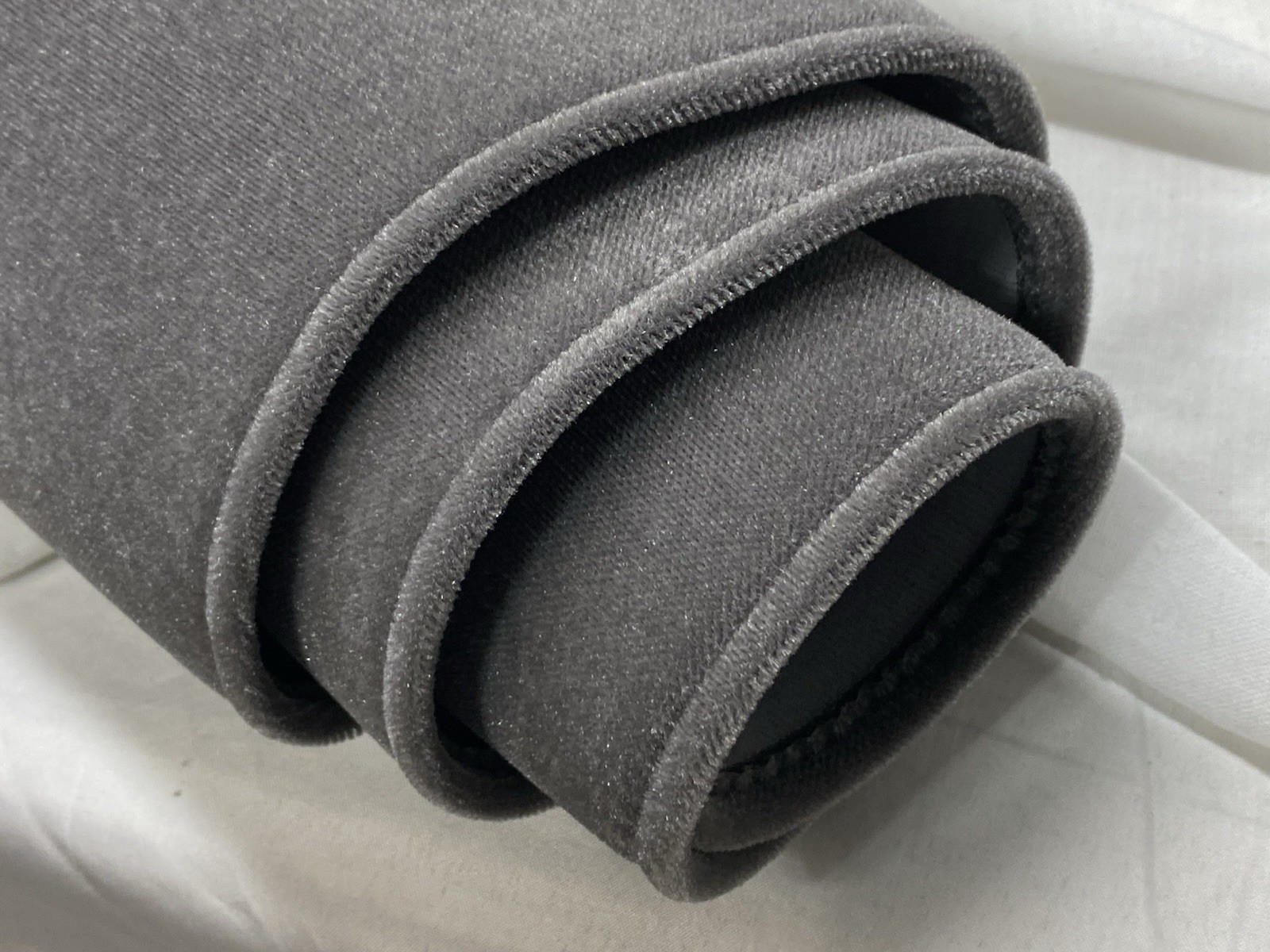 DashMat 71718-00-47 Chevy Silverado 3500 HD 07-14 Velour Gray Custom Dash Cover