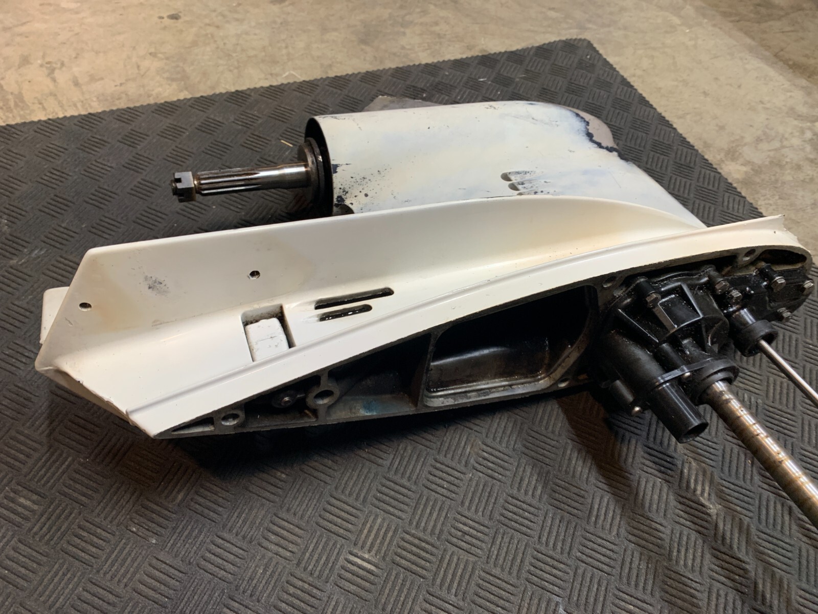 *90 Day Warranty* Johnson Evinrude Lower Unit Gearcase Assy 0398182 398182