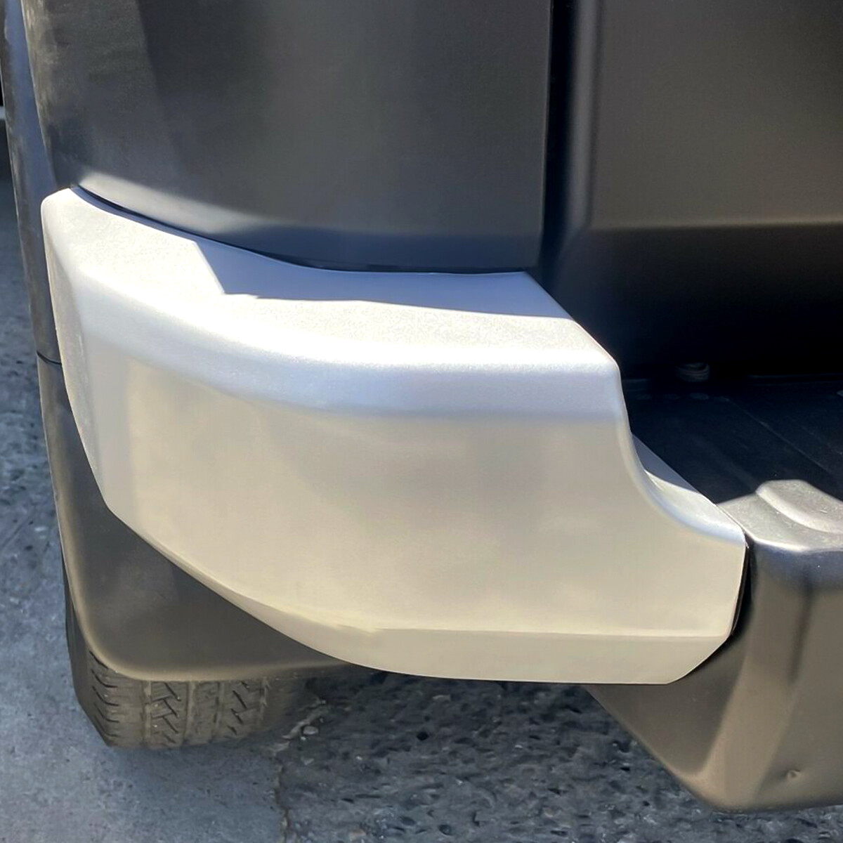 Rear Bumper Ends Caps Painted Silver LH+RH For Toyota FJ Cruiser 2007-2014 Pair