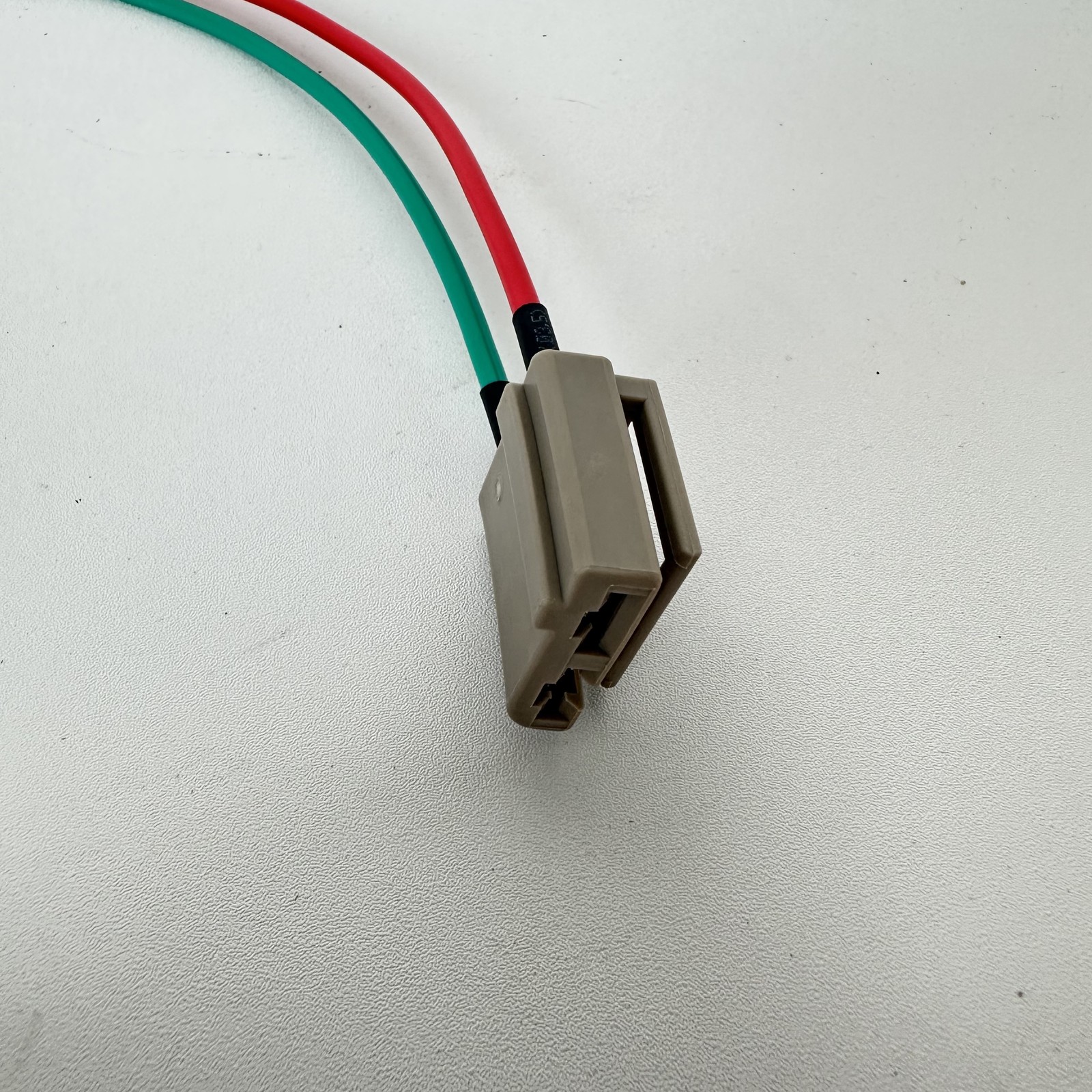 4 Sets HEI Distributor Wire Harness Pigtail 12V Power and Tach Connector 170072