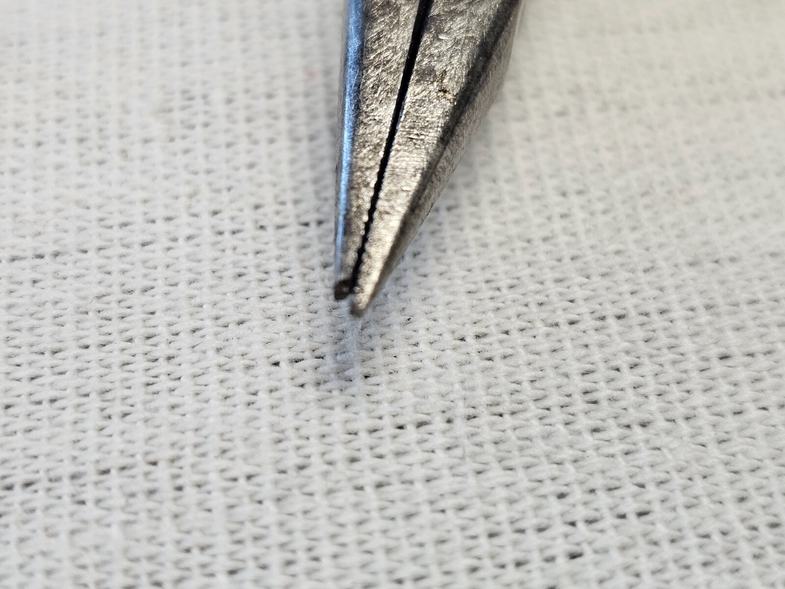 Snap-On EP893KA Needle Nose Pliers ESD Safe Adjustable Electronic Precision Tool
