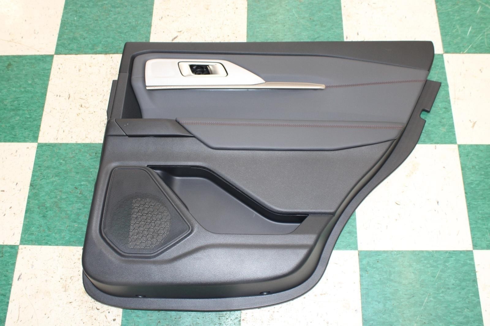 25-26 Explorer SUV Black Gray RR Passenger Rear Door Trim Panel Armrest Cover OE