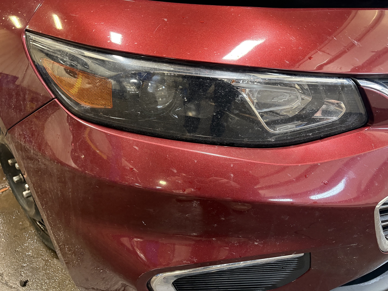 Used Front Right Door Assembly Front fits: 2016 Chevrolet Malibu VIN Z 4th digit