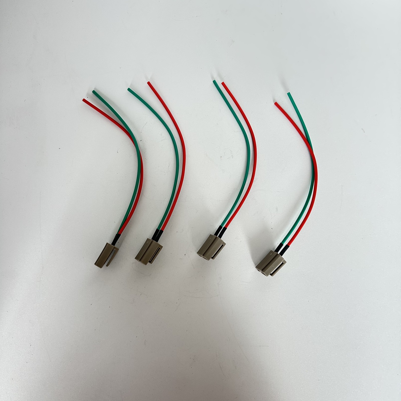 4 Sets HEI Distributor Wire Harness Pigtail 12V Power and Tach Connector 170072