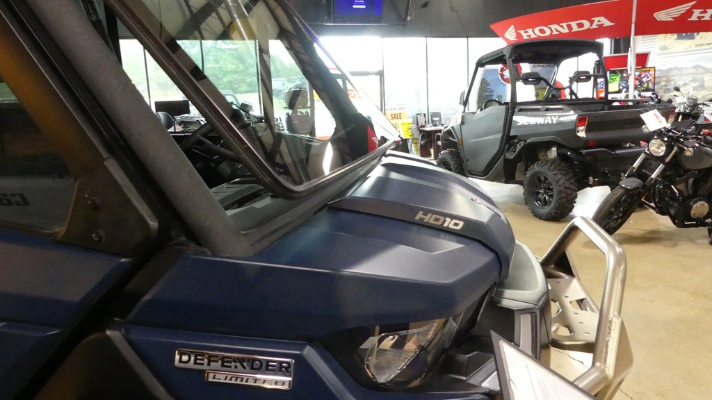 2025 Can-Am Defender Limited HD10 Used