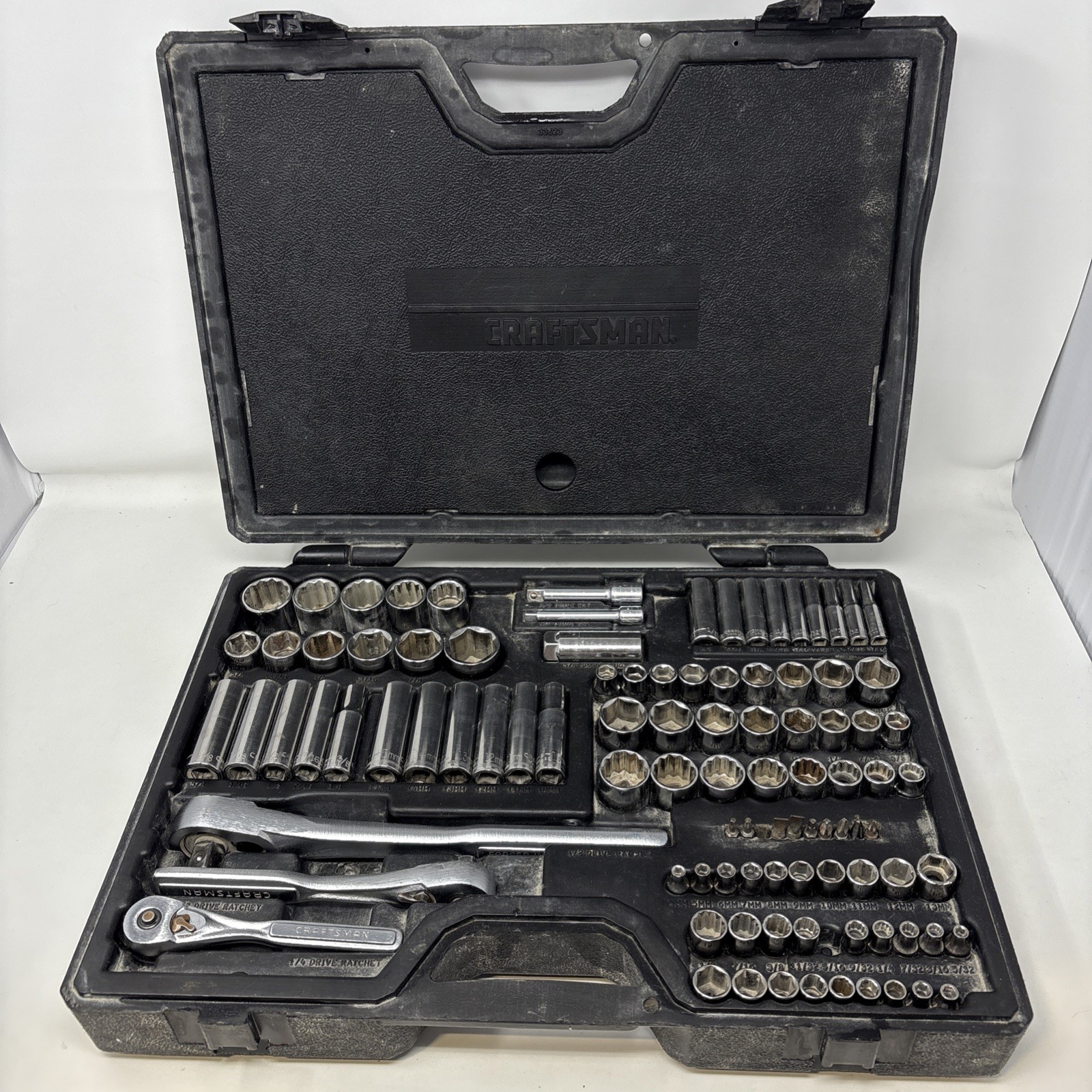 Craftsman USA 100PC Mechanics Tool Set 33623 Sockets Ratchets SAE Metric *READ