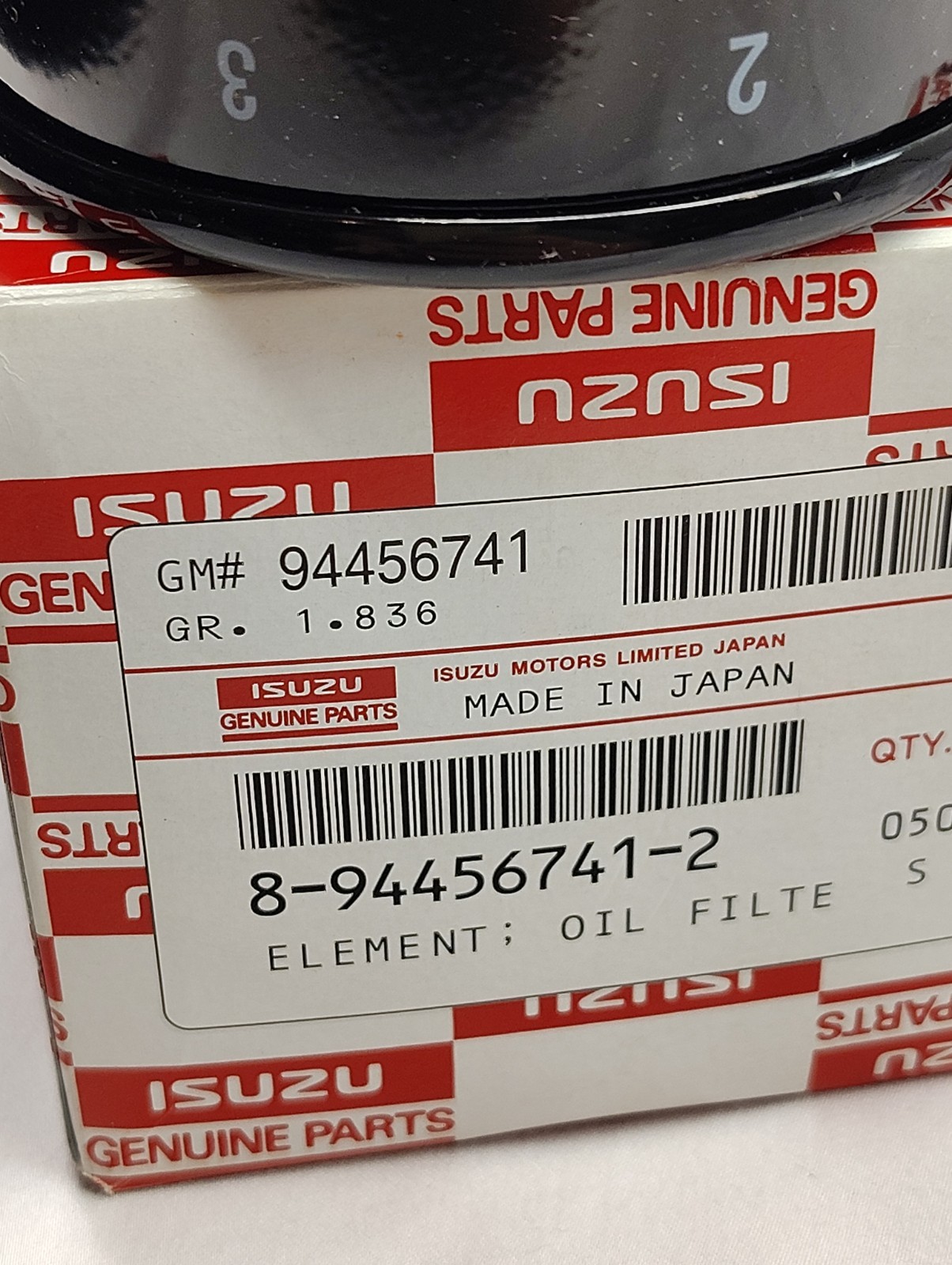 Isuzu Oil Filter for 3LA1, 3LB1, 4LB1, 4LC1, and 4LE1 engines 8944567412