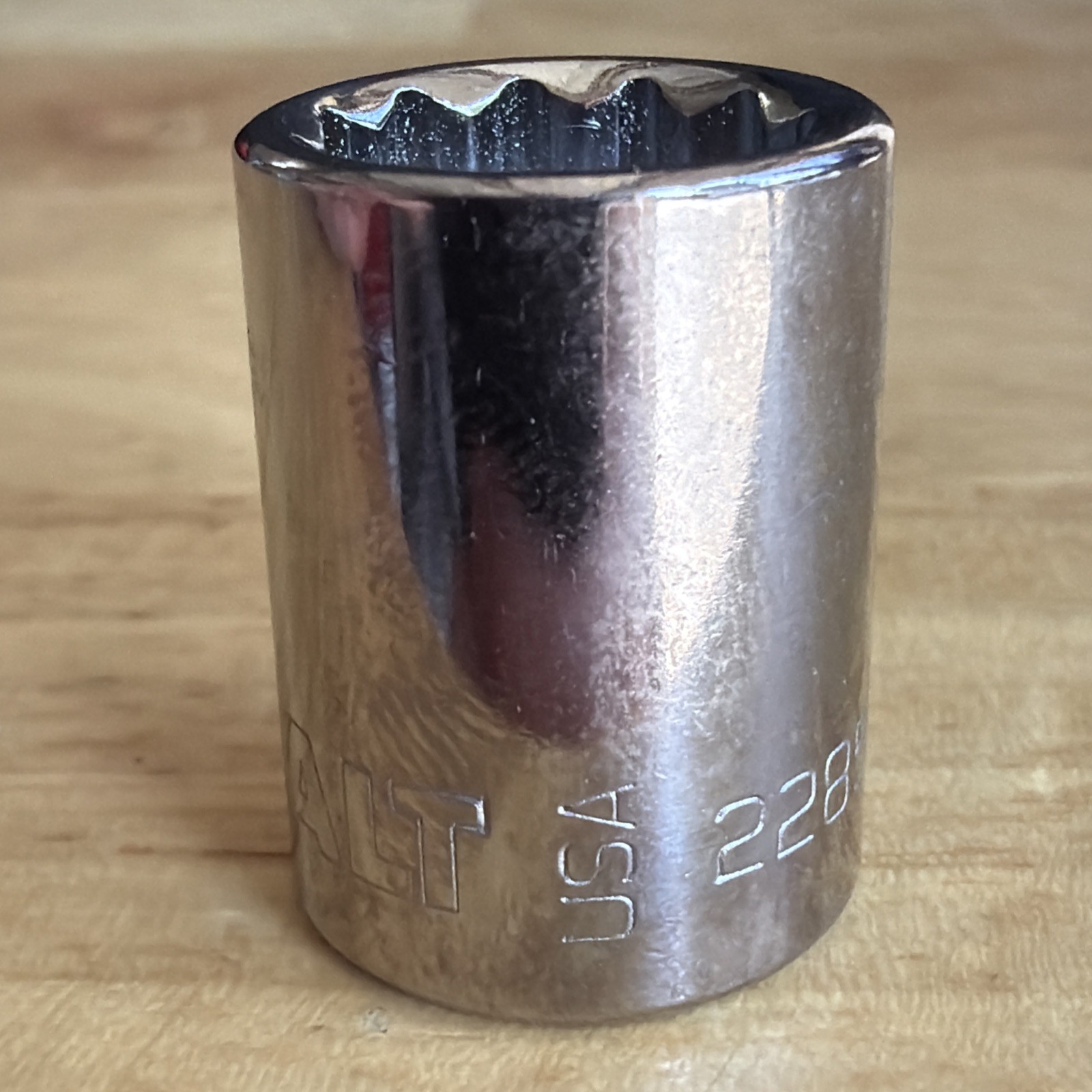 Kobalt Tools 1/2″ Shallow Socket 3/8″ Drive 12 Point 22856 Made in USA