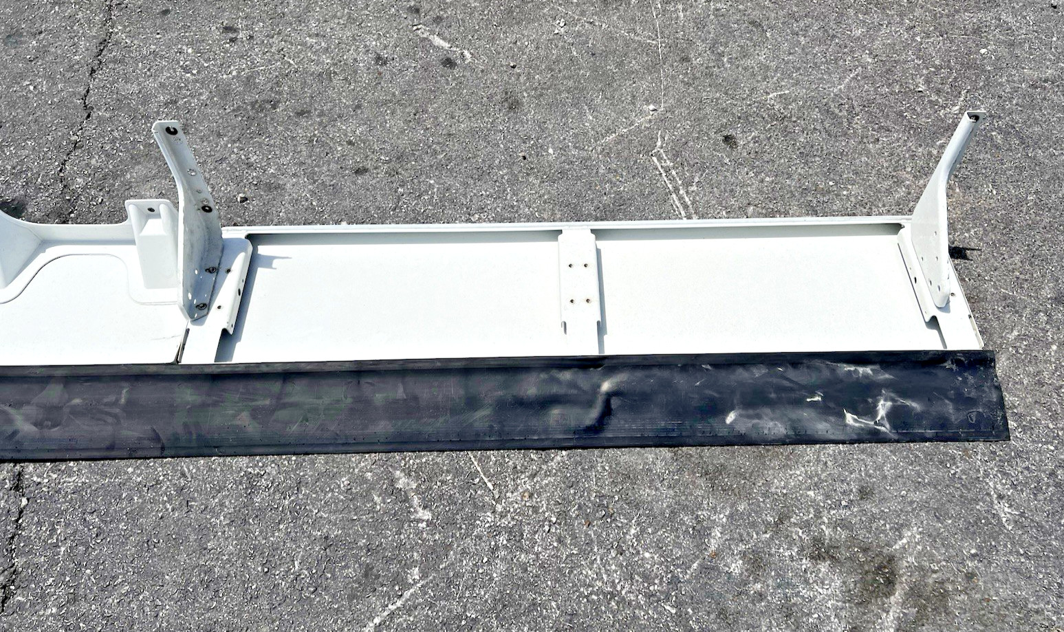 2020 Kenworth T680 Sleeper Fairing Left Driver Side Set of 2 Assembly White