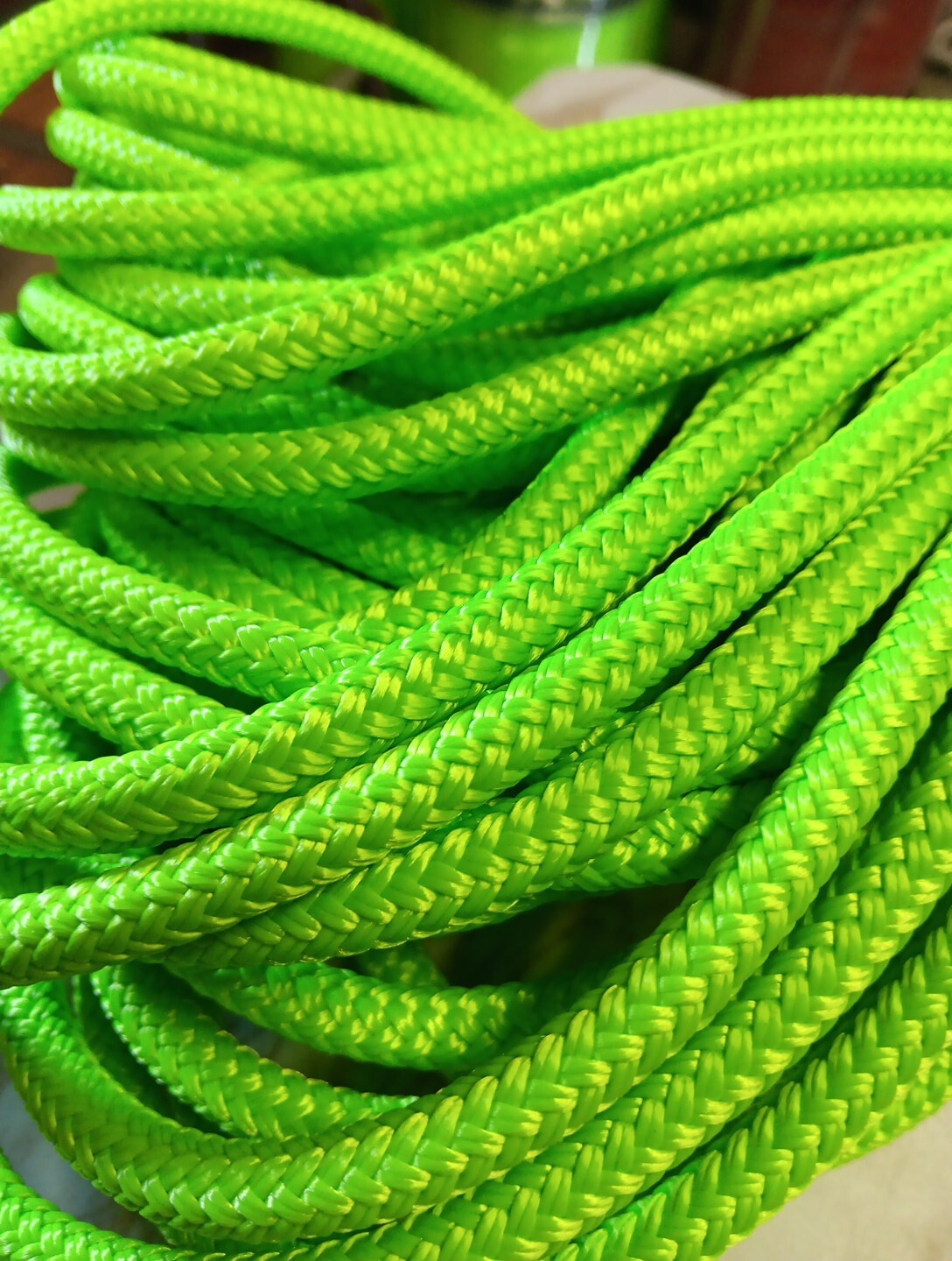 1/4 ” x 200 ft. Double Braid-Yacht Braid Polyester rope. Made in USA.
